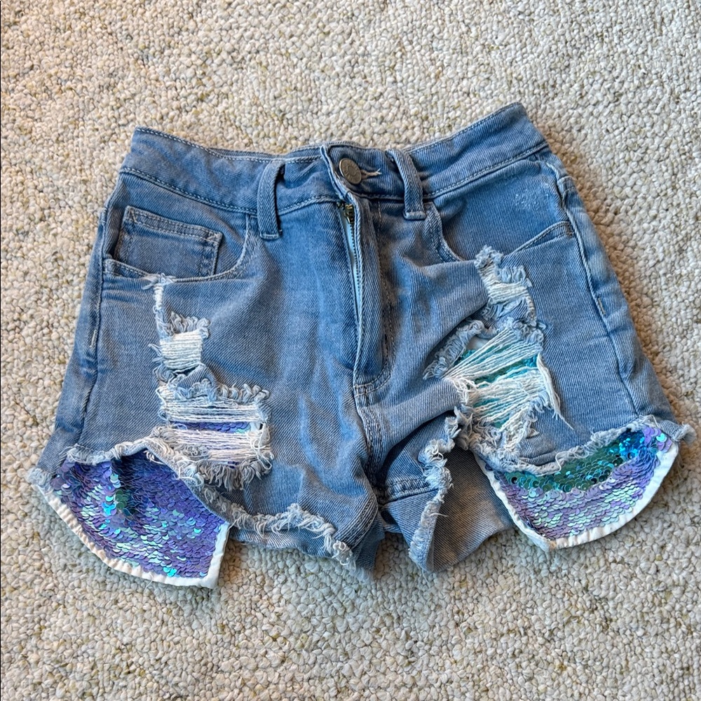 Girls justice shorts distressed sz 14